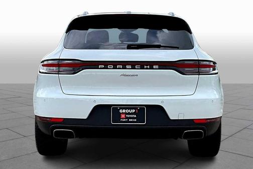 2021 Porsche Macan Base