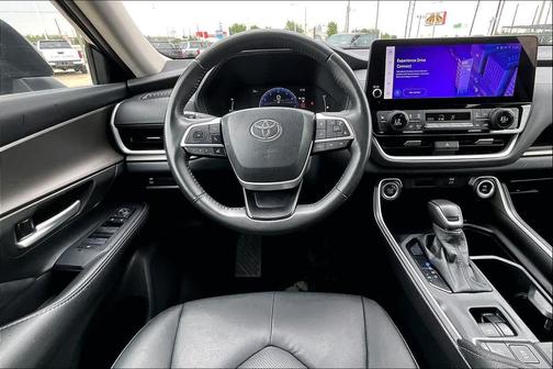 Midnight Black Metallic 2024 Toyota Grand Highlander XLE