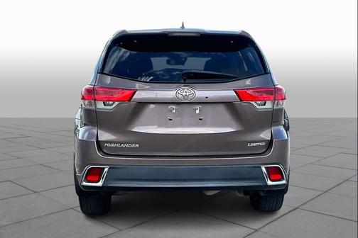 2019 Toyota Highlander Limited Platinum