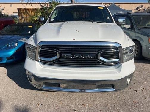 2019 RAM 1500 Classic Laramie