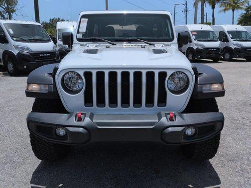 Bright White Clearcoat 2022 Jeep Wrangler Unlimited Rubicon