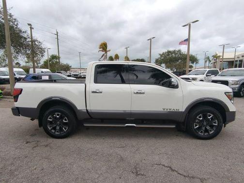 2024 Nissan Titan Platinum Reserve