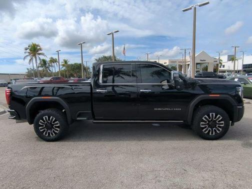 2024 GMC Sierra 2500 Denali Ultimate
