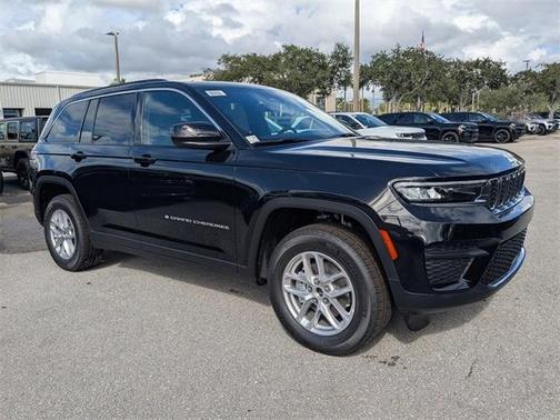2025 Jeep Grand Cherokee Laredo X