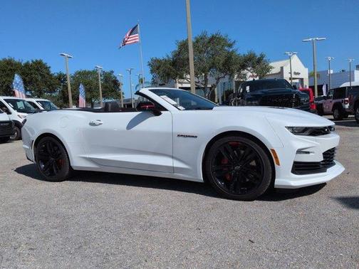 Summit White 2023 Chevrolet Camaro 2SS