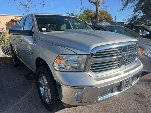 2013 RAM 1500 SLT