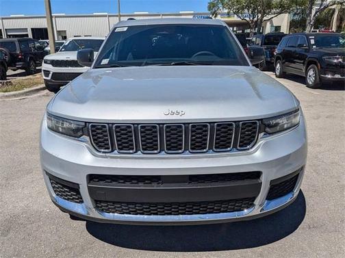 2025 Jeep Grand Cherokee L Laredo