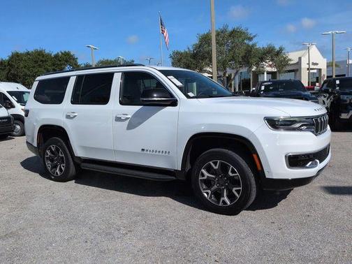 Bright White Clearcoat 2024 Jeep Wagoneer Series III
