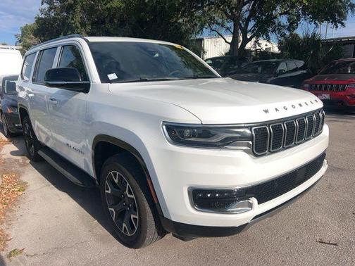 Bright White Clearcoat 2024 Jeep Wagoneer Series III