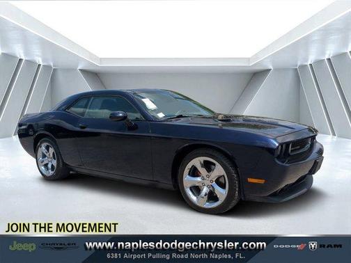 2012 Dodge Challenger SXT