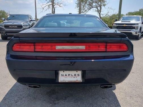 2012 Dodge Challenger SXT