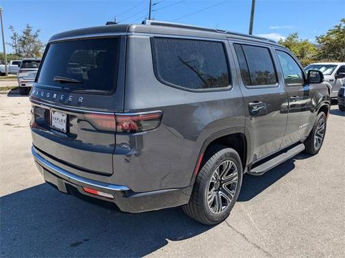 2025 Jeep Wagoneer Base