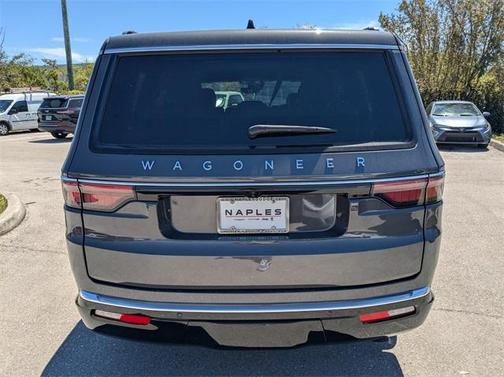 2025 Jeep Wagoneer Base
