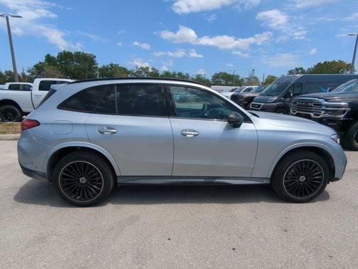 2025 Mercedes-Benz GLC 300 Base 4MATIC