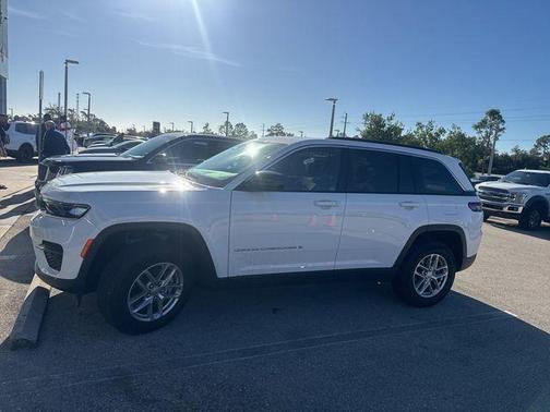 2025 Jeep Grand Cherokee Laredo X