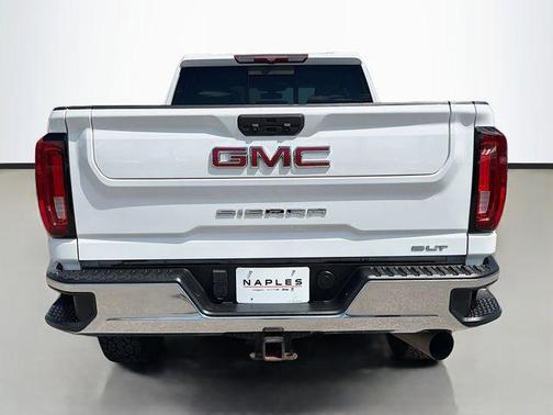 2022 GMC Sierra 2500 SLT