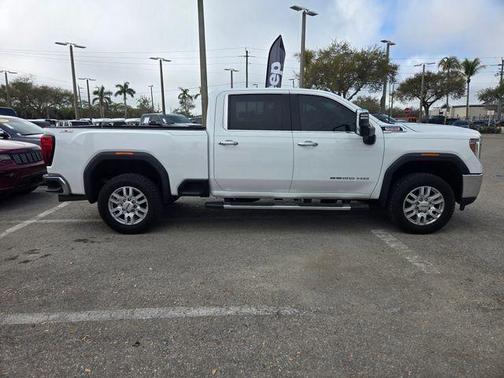 2022 GMC Sierra 2500 SLT