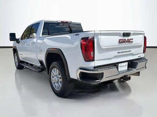 2022 GMC Sierra 2500 SLT