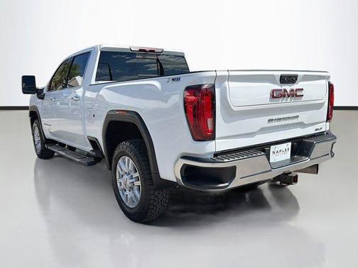 Summit White 2022 GMC Sierra 2500 SLT