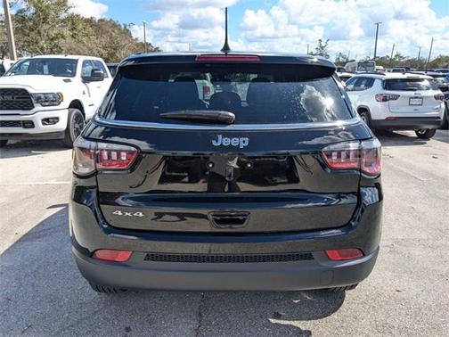 2025 Jeep Compass Sport