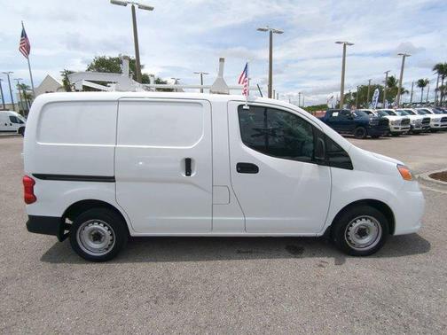 2020 Nissan NV200 S