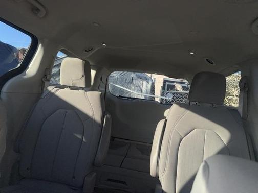 2020 Chrysler Pacifica Touring