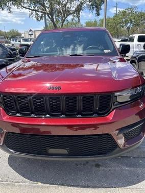 2023 Jeep Grand Cherokee Altitude
