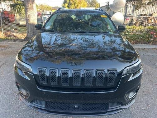 2023 Jeep Cherokee Altitude Lux