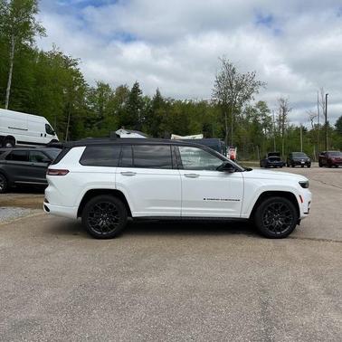 2024 Jeep Grand Cherokee L Summit