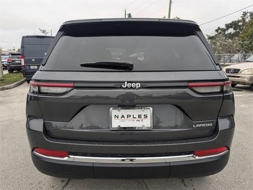 2025 Jeep Grand Cherokee Laredo X