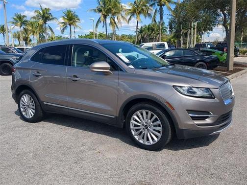 2019 Lincoln MKC Standard