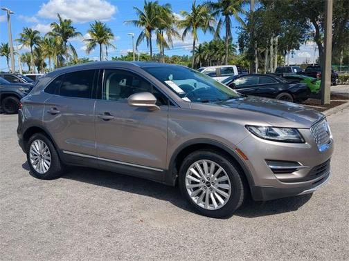 2019 Lincoln MKC Standard