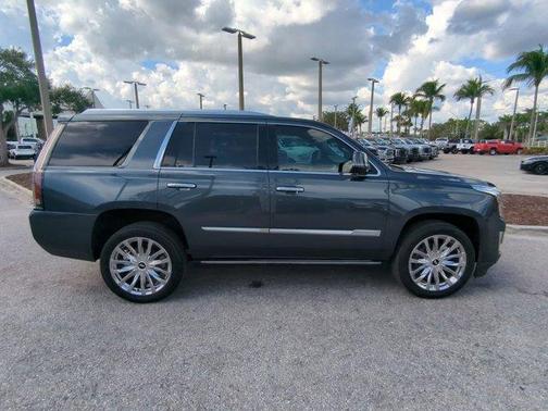 2019 Cadillac Escalade Premium Luxury