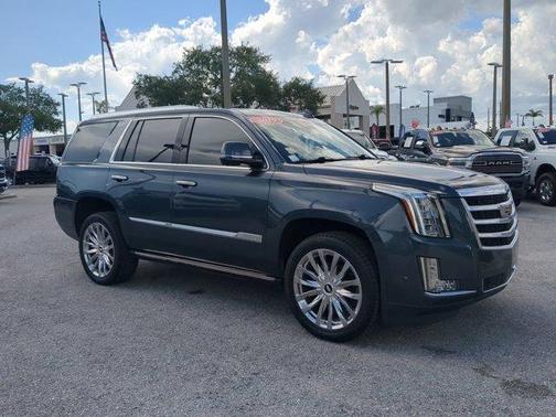 2019 Cadillac Escalade Premium Luxury