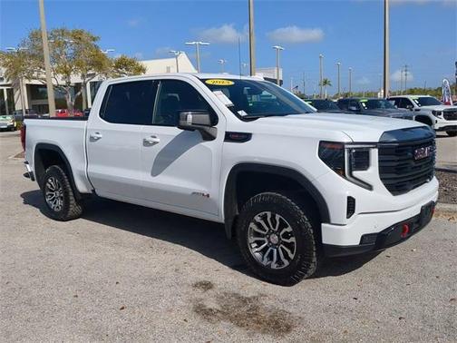 2023 GMC Sierra 1500 AT4