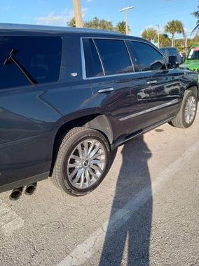 2019 Cadillac Escalade Premium Luxury