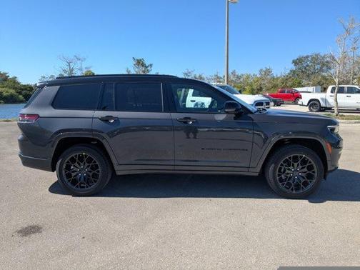 2025 Jeep Grand Cherokee L Summit