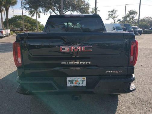 2023 GMC Sierra 1500 AT4X