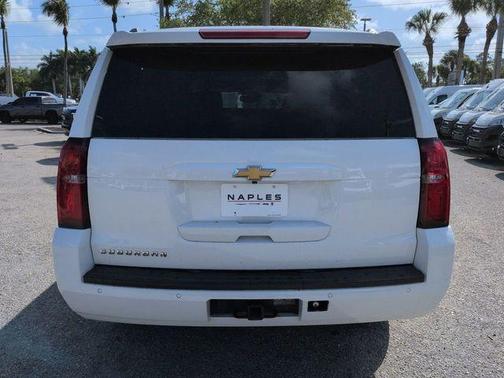 Summit White 2019 Chevrolet Suburban LT