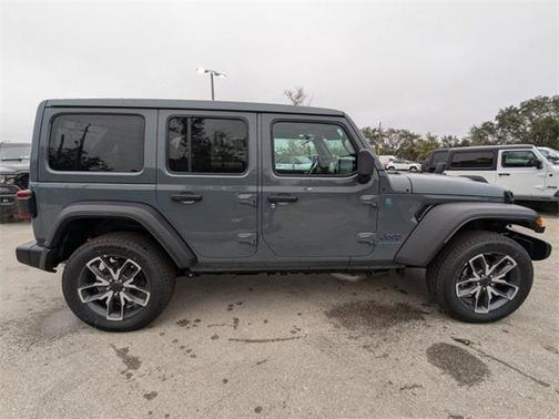 2025 Jeep Wrangler 4xe Sport
