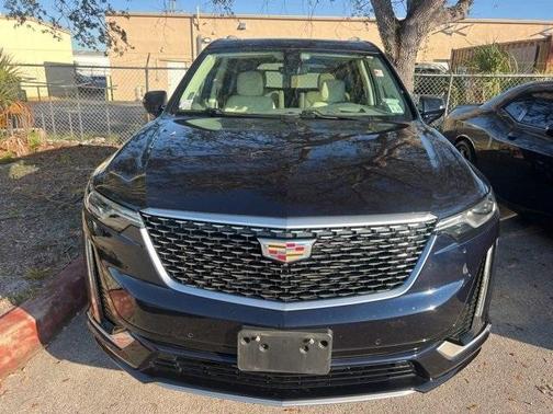 2021 Cadillac XT6 Premium Luxury AWD