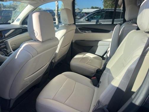 2021 Cadillac XT6 Premium Luxury AWD