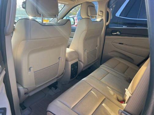 2020 Jeep Grand Cherokee Overland