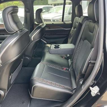 2023 Jeep Grand Cherokee Summit
