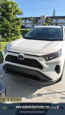 2020 Toyota RAV4 LE