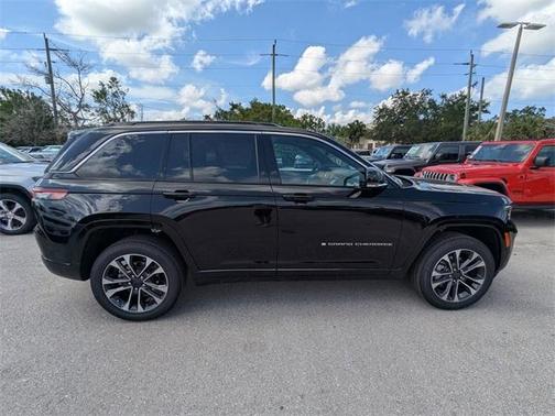 2025 Jeep Grand Cherokee Overland