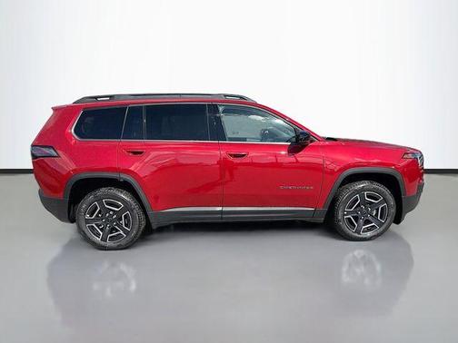 2026 Jeep Cherokee LAREDO/LIMITED