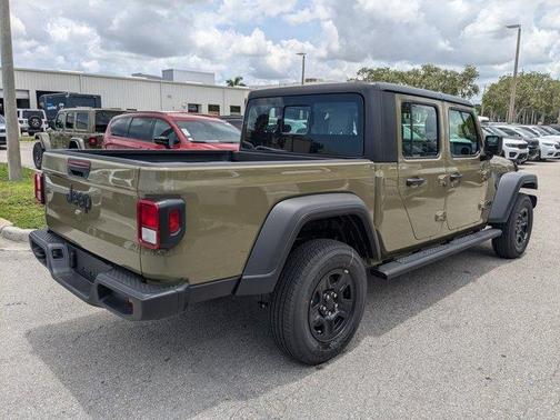 2025 Jeep Gladiator Sport