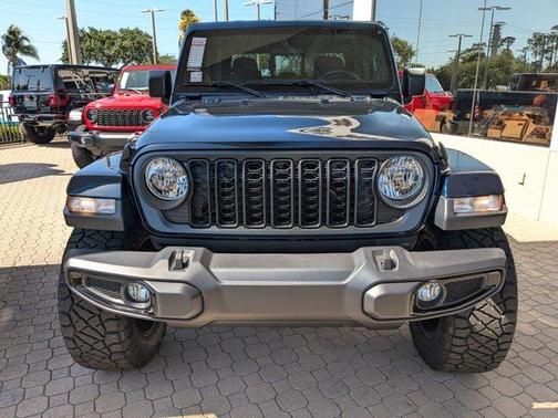 2025 Jeep Gladiator Sport
