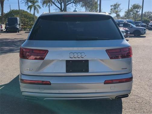 2018 Audi Q7 2.0T Premium Plus